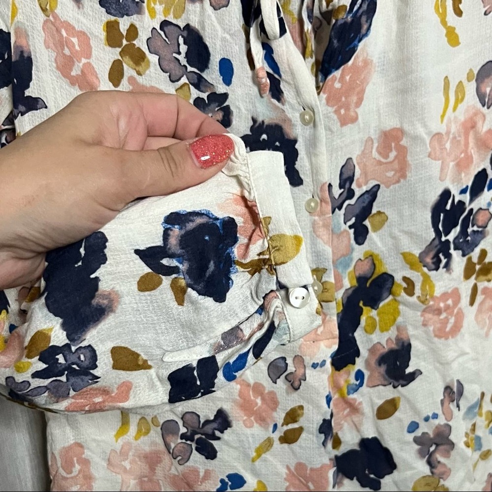 Lucky Brand White & Multicolor Floral-Print Peasant Tie Neck Crepe Blouse - Picture 11 of 16
